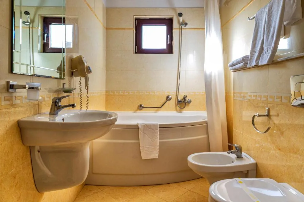 Cameră single superioară — Hotel Victoria